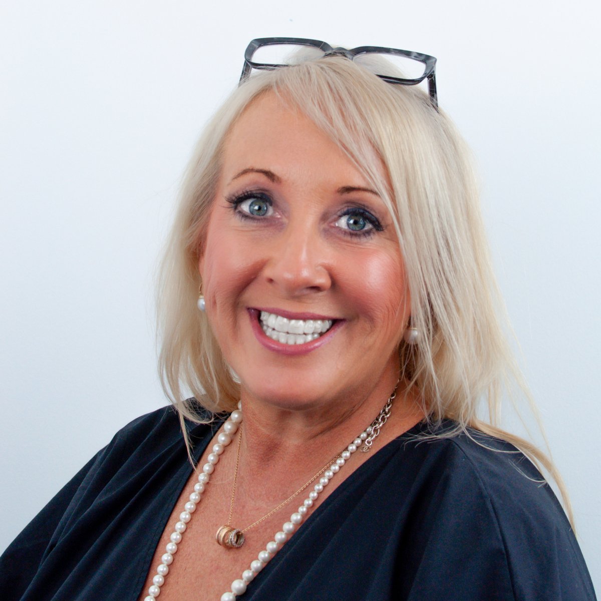 🏆 What an honour! Toni Smith, our Chief Distribution Officer, has been recognised as one of Mortgage Introducer’s Elite Women for 2023. 
eu1.hubs.ly/H03XYzP0

⭐Want to be part of an award-winning network? Start your journey here👇 eu1.hubs.ly/H03XYD20

#ProudToBePRIMIS