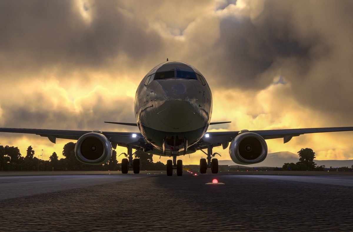 freeflyva's tweet image. Looking Menacing 😍 photo by discord user Castrojr 📸 #msfs #msfsofficial #msfs2020 #avgeek #aviation #freefly #boeing737 #runway