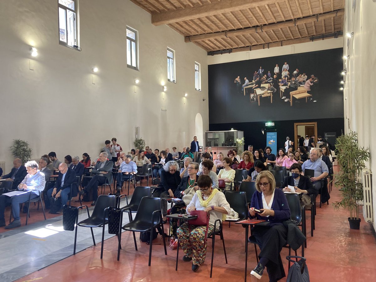 vivaglianziani's tweet image. Costruiamo una città per tutti!

In tanti oggi a Roma per la presentazione del progetto Viva Gli #Anziani! Programma di monitoraggio attivo per contrastare l’#isolamento sociale e favorire la permanenza degli anziani nel proprio domicilio’

#31maggio
#solitudine
#cohousing