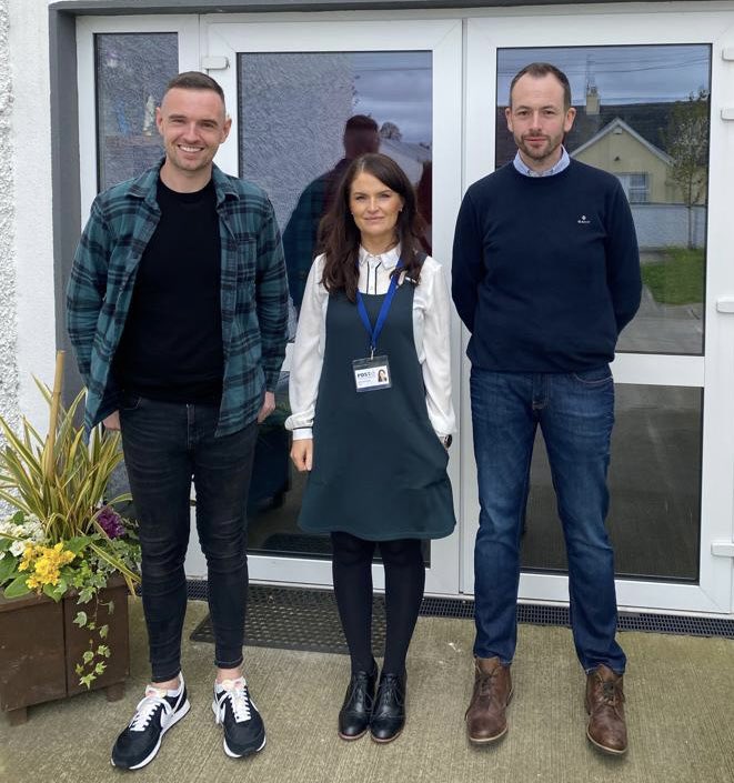 OidePrimarySTEM's tweet photo. Mr. Whelan &amp; Mr. Watson from @ShanahoeNs, along with PDST Advisor Aoife McCloskey examined a problem- solving approach to fractions through the lens of the New Primary Maths Curriculum 👏🏼 #PDSTLessonStudy https://t.co/X7zhOZf6pw