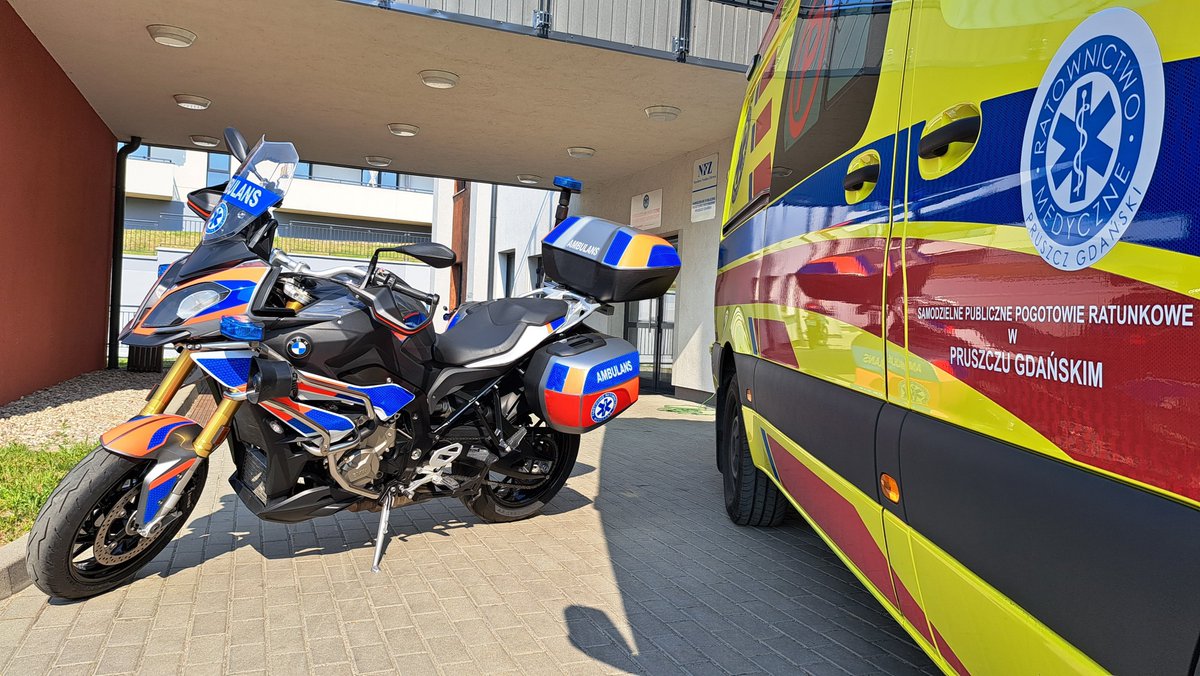 NFZ_Gdansk's tweet photo. Sezonowe ambulanse 🚑od 1⃣ czerwca do 3⃣1⃣ sierpnia wzmocnią ratownictwo medyczne w pasie nadmorskim w @Sopot, @KrynicaM , @ustka, #Rowy i #Łeba.
We @wladyslawowopl i @PruszczG ambulansom towarzyszyć będą od jutra motocykle ratunkowe 🏍️.
@NFZ_GOV_PL @MZ_GOV_PL https://t.co/NSFwfekJjB