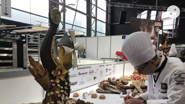 30 000 visiteurs attendus au <a href="/Serbotel/">Serbotel</a>  !
C’est le rendez-vous gourmand que les professionnels des métiers de bouche, de l’hôtellerie et de la restauration organisent au parc des expos de Nantes tous les deux ans. Cette année, le salon Serbotel aura lieu du 22 au 25 octobre 2023.