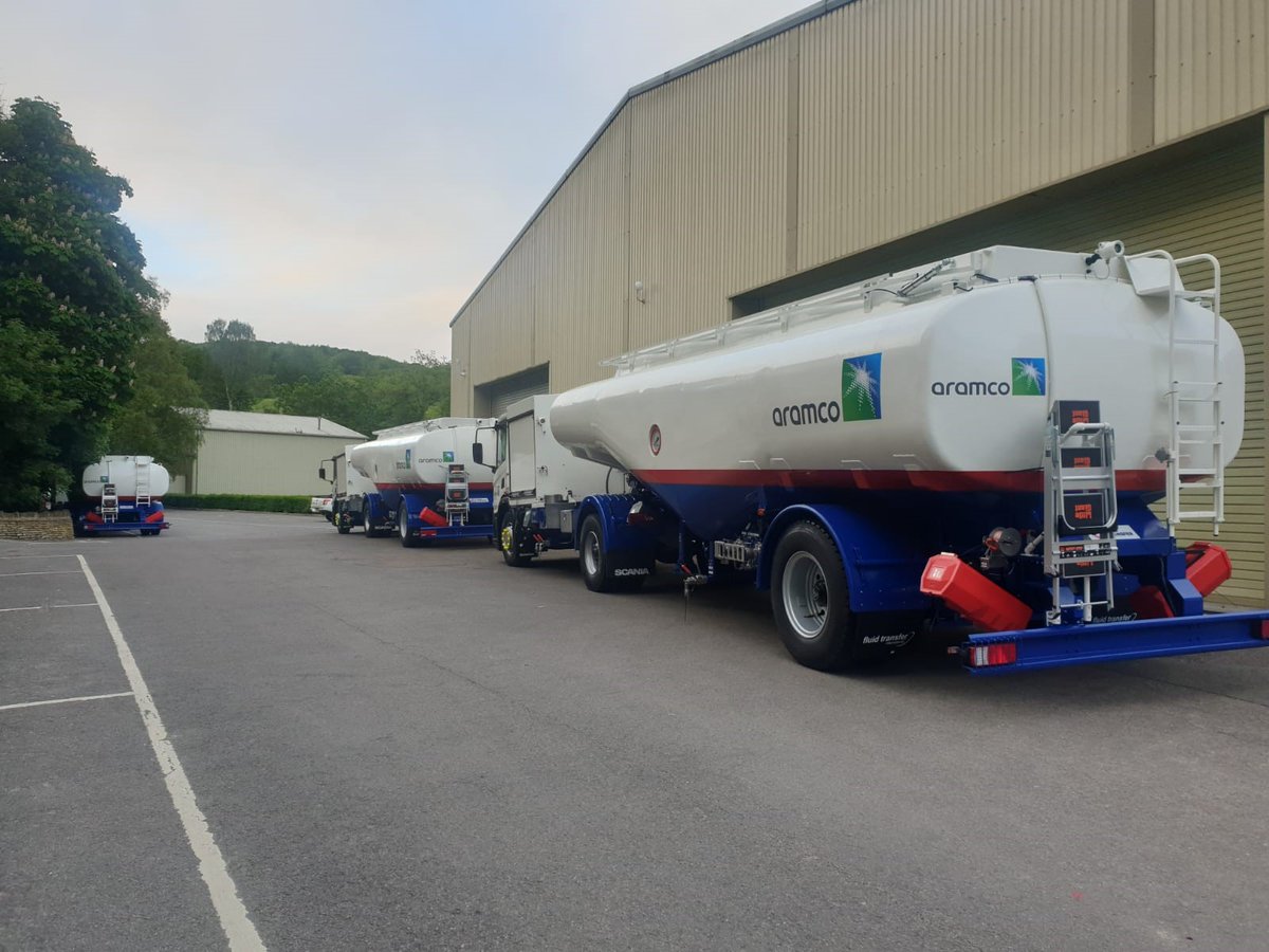 FluidTransferUK's tweet photo. Early start this morning for the FTi team as the next batch of Aircraft Refuellers leave @FluidTransferUK facilities in Nailsworth, Gloucestershire, Kingdom.

#aviation #refuellers #refuellingvehicles #aircraftrefuellers #proudtosupport #ukmanufacturing https://t.co/6lJDYjm2Gy