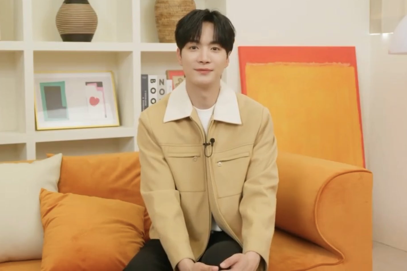 FxclbNvaYAIok4P?format=jpg&name=large