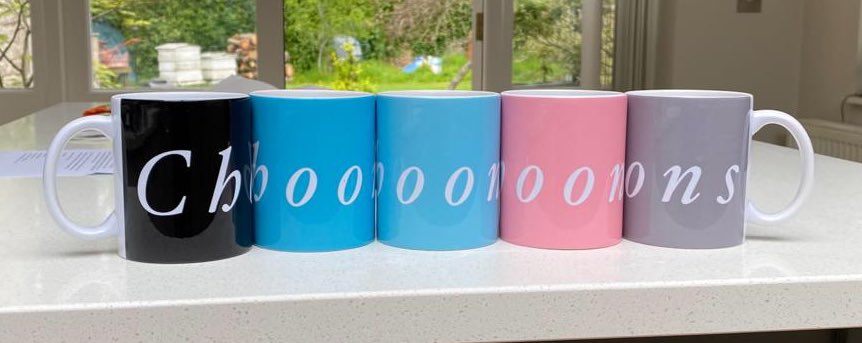 Chooooooooons mugs now available crank-it-clothing.creator-spring.com/listing/choons… (pic courtesy of my mum @suehardyart)