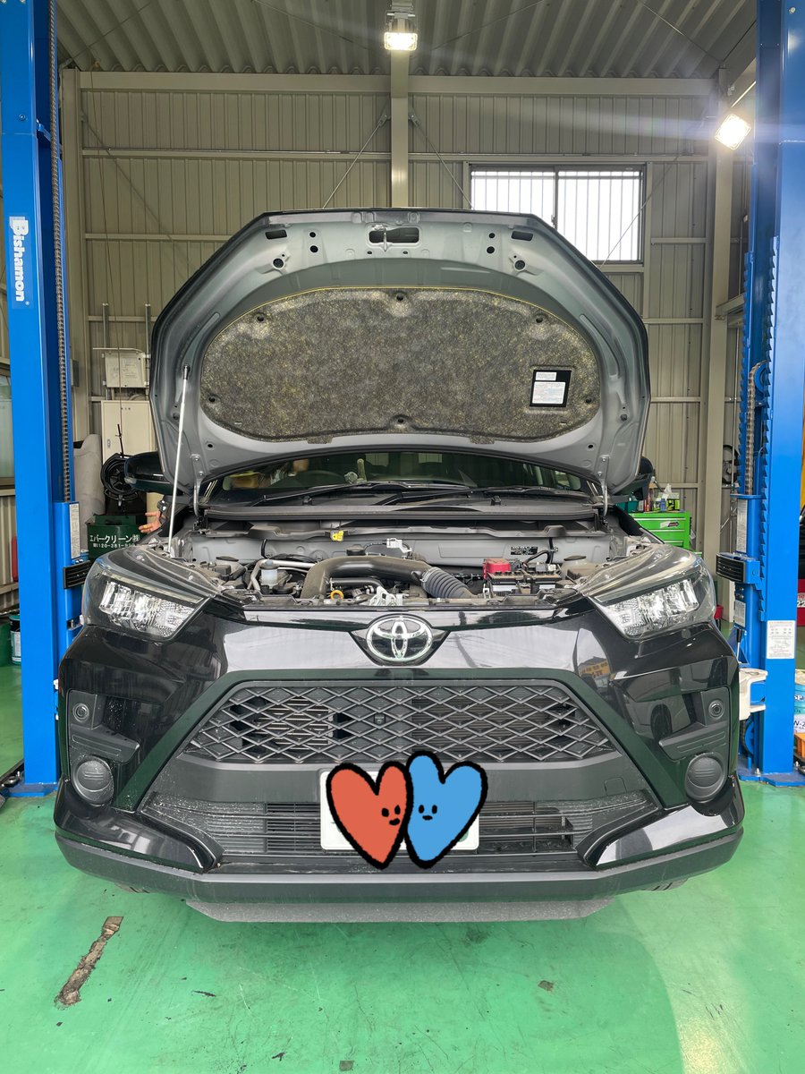 direct_carweb's tweet photo. 本日はライズの法定点検を行いました！

#トヨタ
#車好きと繋がりたい
#箱車好きな人と繋がりたい
#キャンプ
#キャンプ好きと繋がりたい
#車中泊
#ライズインスタ部
#ライズ乗りと繋がりたい
#ライズ女子
#ダイレクト
#営業中
#グーネット
#リース
#フラット7
#整備工場
#車屋
#ライズ https://t.co/sguAjWePQ5