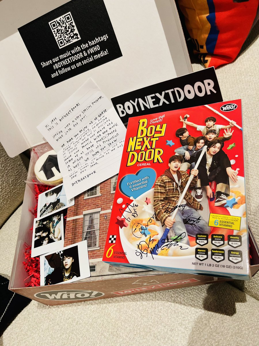 Jeff__Benjamin's tweet photo. OK so @BOYNEXTDOOR_KOZ officially wins coolest way to introduce your group! This was so fun—cookie was goood and I appreciate the note!

Congrats on your debut, BOYNEXTDOOR! A strong album + so cool to see members already co-writing the songs. Can't wait to see what you do now! https://t.co/6VNMyq8w1o
