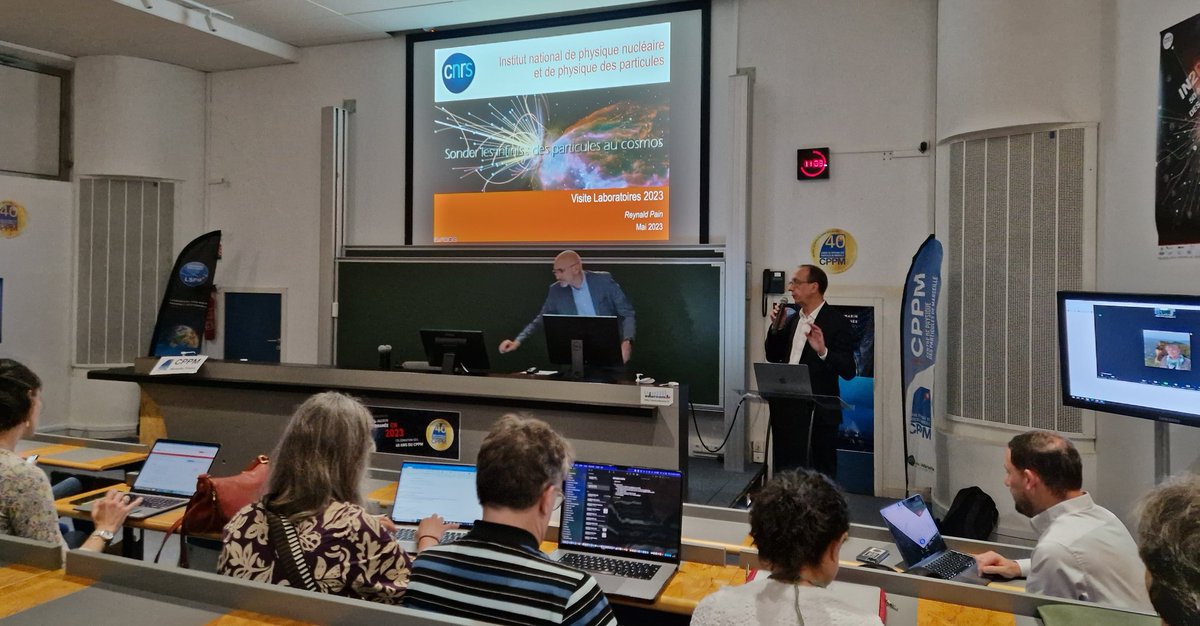 CPPMLuminy's tweet image. Chaque année, l'équipe de direction @IN2P3_CNRS tient à  rencontrer ses personnels.
Aujourd'hui, elle est au #CPPM @CNRS_dr12 @univamu pour
présenter sa feuille de route, ses prospectives et répondre aux questions structurelles et organisationnelles.