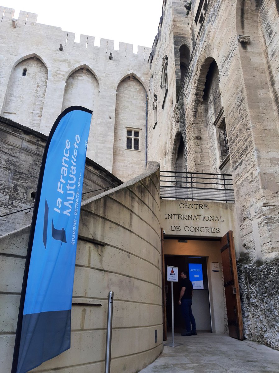 francemutualist's tweet photo. C'est parti pour une journée d'assemblée générale au Palais des  Papes d'Avignon 👌#democratiemutualiste https://t.co/Di7gTuo8LF