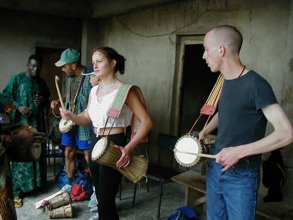 OsunF's tweet photo. Just because the beauty of the African Drum cannot be over-emphasized ๐
For workshops in schools and community centres, send a mail to info@osunarts.co.uk
We are always here for the culture
#artsandculture
#drummingworkshop
#africandrumming
#osunartsfoundation https://t.co/4BDJ7sEBHI