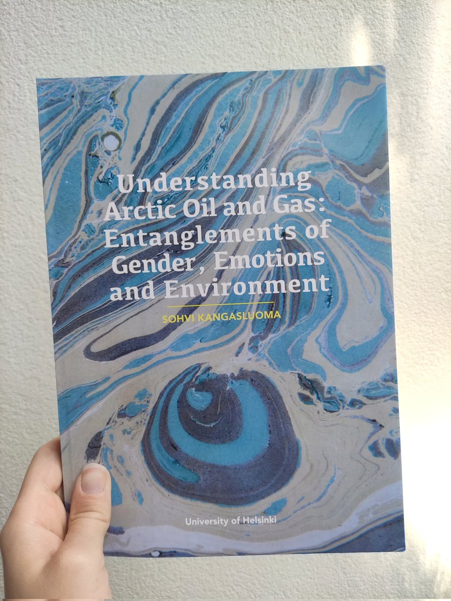 It is getting real! I will defend this beautiful book next Wednesday 7th of June, at 13pm in P674, Porthania, Helsinki. @ghoogj will act as the opponent. Welcome all💙

Online version of the thesis is available here: helda.helsinki.fi/handle/10138/3…