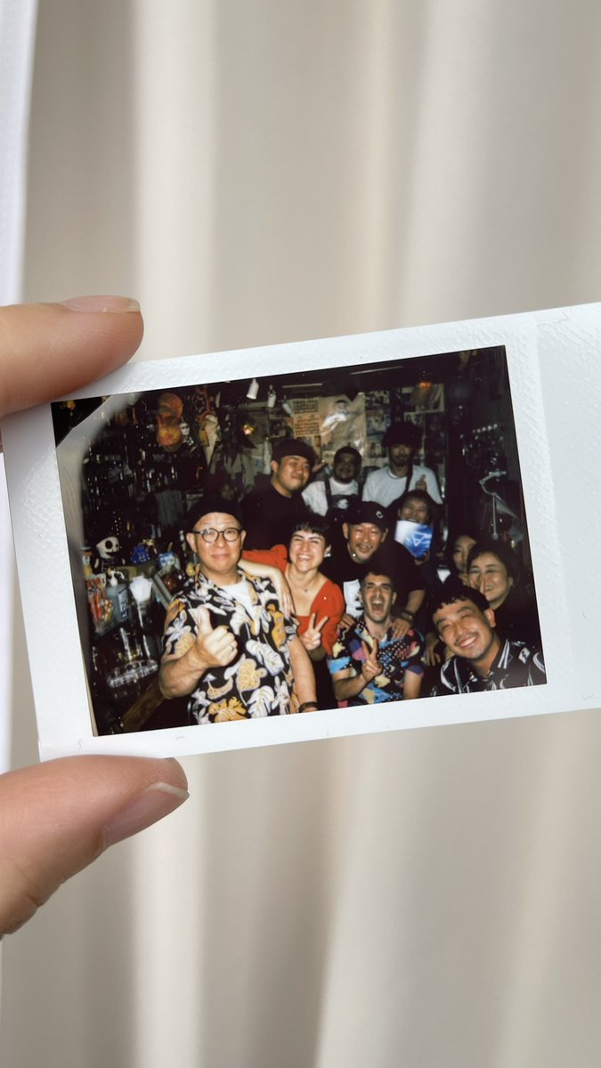 duodomusica's tweet photo. 皆さんの愛とサポートに感謝します❤️‍🔥

Thank you all for your love and support ! Forever grateful with your generosity @shinchan_now ✨

Los vinilos van encontrando sus hogares ♥️🇯🇵

#japantour2023 #duodo #music #japan #vinylrecords #vinyl #vinylove #japanedition #osaka https://t.co/jS7WBYe8do