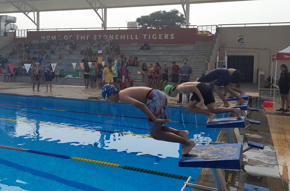 JohnWBrowne's tweet image. Exams and e-assessments are done @Stonehill_SIS and it&apos;s time for some inter-house sports. Secondary swimming and volleyball competitions have been happening this week, and everyone&apos;s had a great time competing and getting behind their teams!! #SISlearns