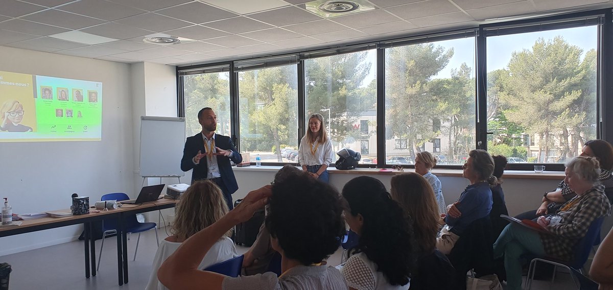 Le 30/05 est née la 1ère Entreprise Éphémère sur #aixenprovence. 4️⃣0️⃣ chercheurs d'emploi transformés en Associés motivés se son engagés durant 6 semaines autour d'un objectif commun : Retrouver une solution professionnelle durable et adaptée à ses envies.👏🙏Teams AVA &amp; GALICE.