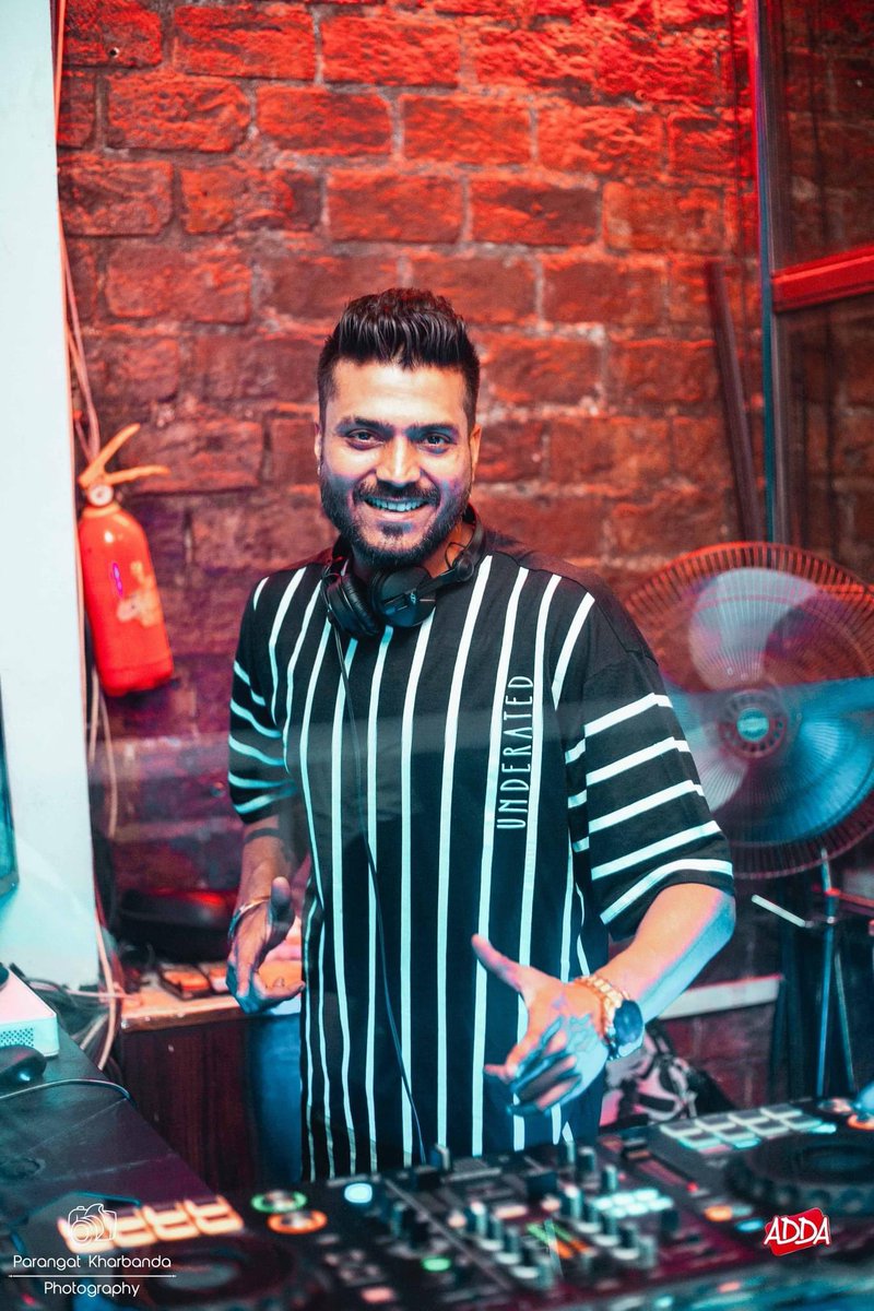 djdevildelhi's tweet photo. Saturday night @add by striker 💥
#with #djdevildelhi #dj #internationaldj #djing #djlife #musiclife #internationaltour #europe #italy🇮🇹 #russia🇷🇺#dubai #uae🇦🇪 #chinabeijing🇨🇳 #thailand🇹🇭 #delhi #dj #musicproducer #PositiveVibes #hardwork https://t.co/K8EI2eHJ9f