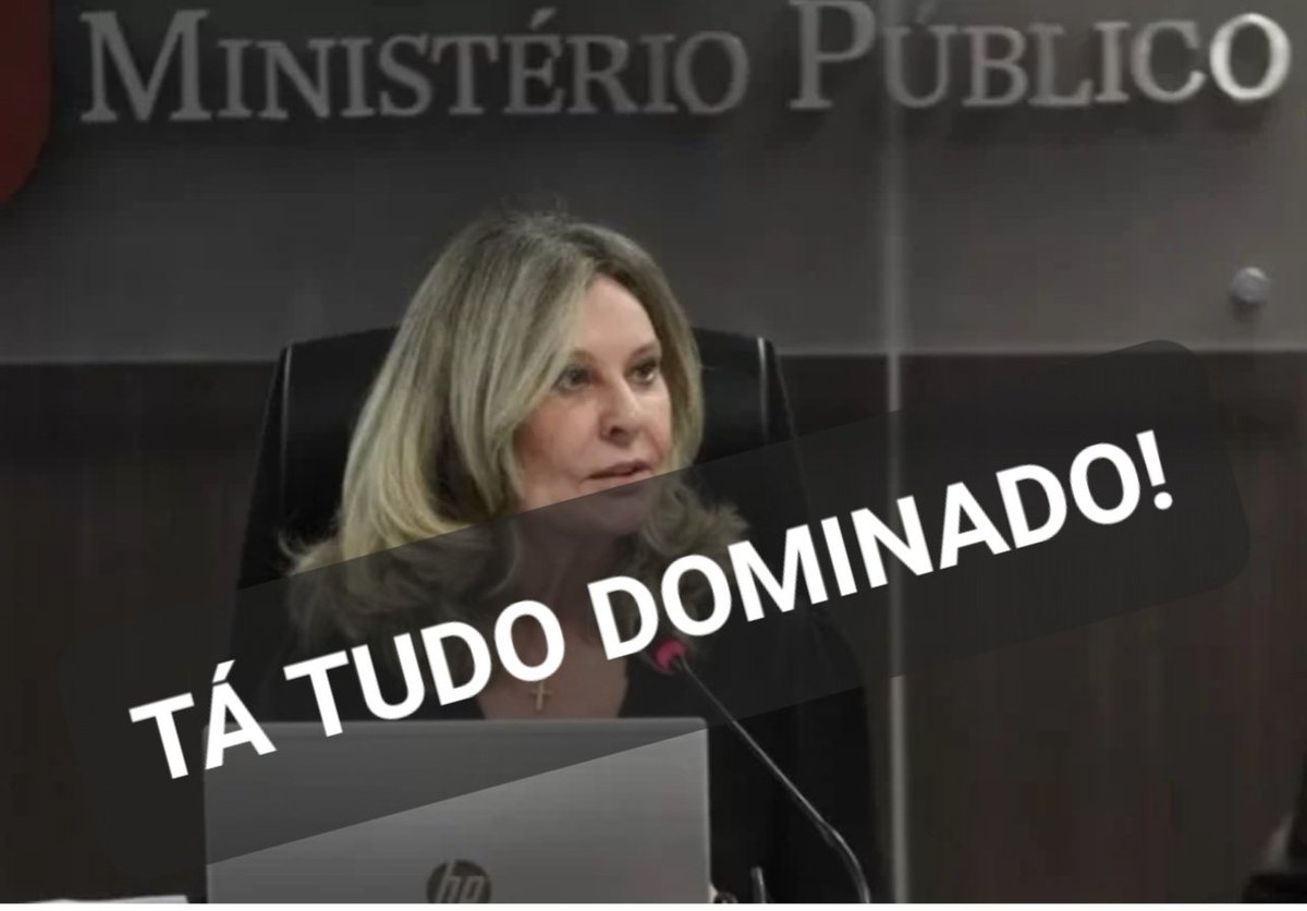 A PROVA de que a PGR estava aparelhada (nem precisava mas chegou)

Continuam rendendo as mensagens do celular do baixinho MAURO CID. 
Elas mostram REUNIÃO SECRETA de Bolsonaro com vice-PGR Lindôra (veja você, a impoluta Lindôra!)

Uma das reuniões secretas ocorreu em um dos