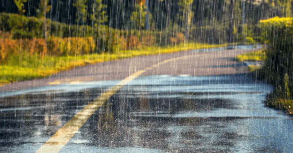 EVALAN now offers a connected Disdro Sensor, a cost-effective and highly accurate alternative to the current #disdrometers and #raingauges in the market: evalan.com/disdro-sensor-…. 
#precipitation #rainfall #measurements #extremerainfalls #hydrometeorology #raindrop