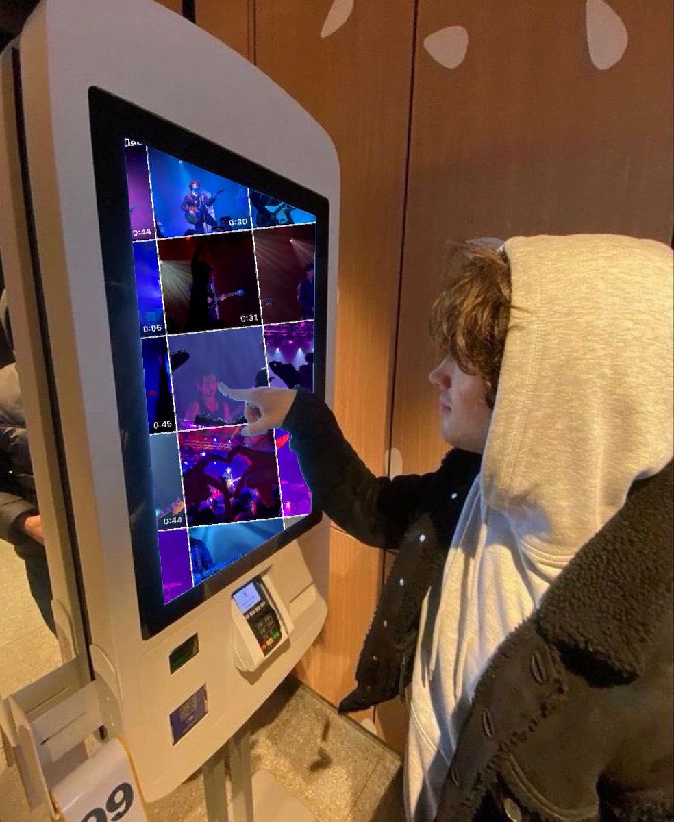 noacphoeb's tweet photo. me rewatching my concert videos whenever im sad https://t.co/IMcCv63HNv