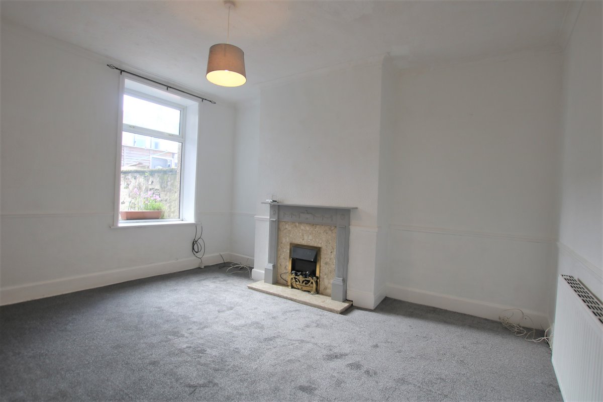 Crown Estate Agents tweet media