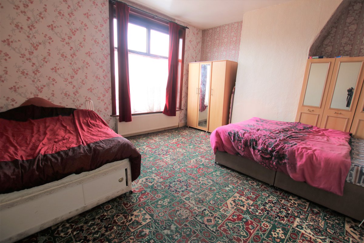 Crown Estate Agents tweet media