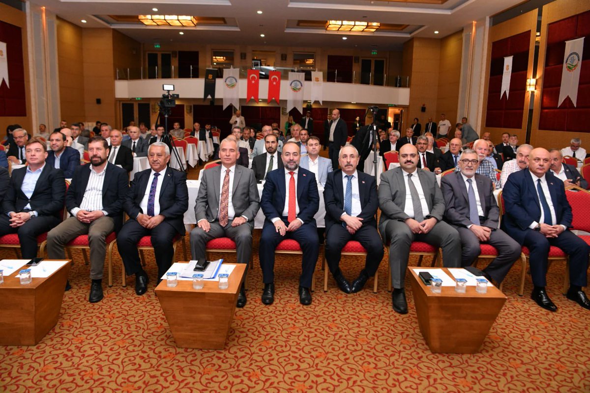 muhammedcevdet's tweet image. Türkiye Enerji Kentleri Birliğimizin 2023 Yılı Olağan Meclis Toplantısı için Balıkesir’in Edremit ilçesindeyiz. 

Birlik Başkanımız Sn. Osman Zolan’ın riyasetinde gerçekleştirdiğimiz Meclis Toplantımızda, şahsımızı Birlik Daimi Encümen Üyeliği görevine yeniden layık gören…