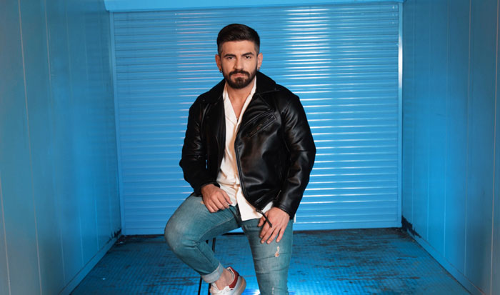 Refleksifcom's tweet photo. Ebrar Mazhar’dan Aşk Öldürür’e akustik versiyon @ebrarmazhar 
https://t.co/ZcFy1C0ji5 https://t.co/a16V7kQ0pw