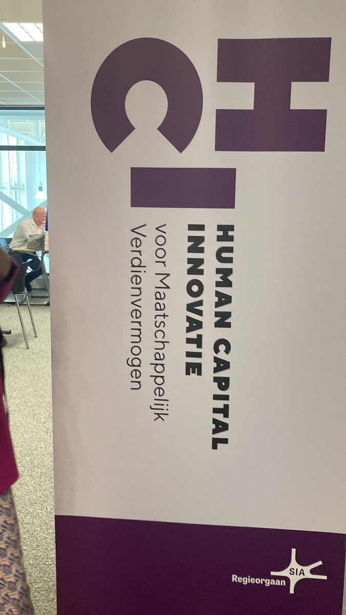 Waarom in de regio samenwerken op #levenlangontwikkelen? ‘Ontwikkelen is als ademen. Je hebt het nodig anders ben je dood’.Rake aftrap van ons #SPRONG project Human Capital Innovatie voor Maatschappelijk Verdienvermogen.
