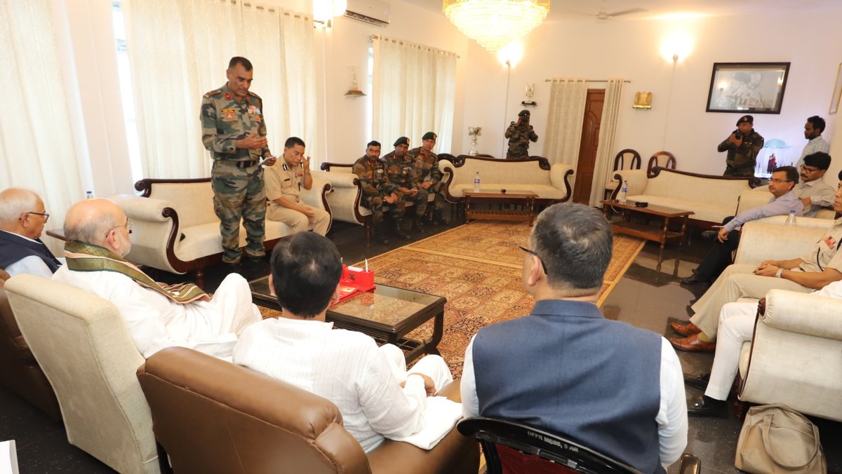 AmitShah's tweet photo. Took stock of the security situation with senior officials in Moreh (Manipur). https://t.co/8bKRUA5ks1
