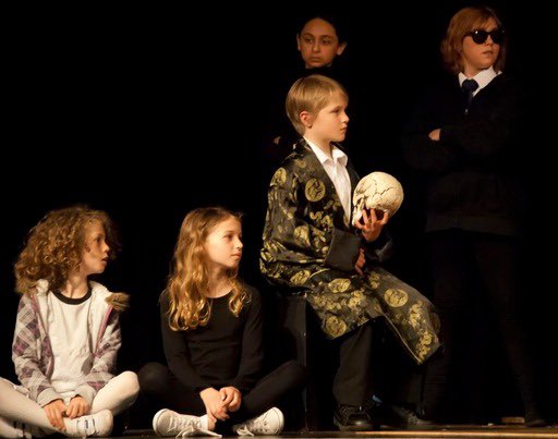ACTKidsTheatre's tweet photo. 🎭 Summer School’s for budding young Actors 🎭 

Minis &amp; Juniors (6-13yrs)
24th July - 28th July
31st July - 4th August
£200 

https://t.co/EQBBFcIfqS

#Movement #Voice #ActingTechnique #Devising #Improvising #WorkingwithText #Brighton https://t.co/vWj0LUA5Rj