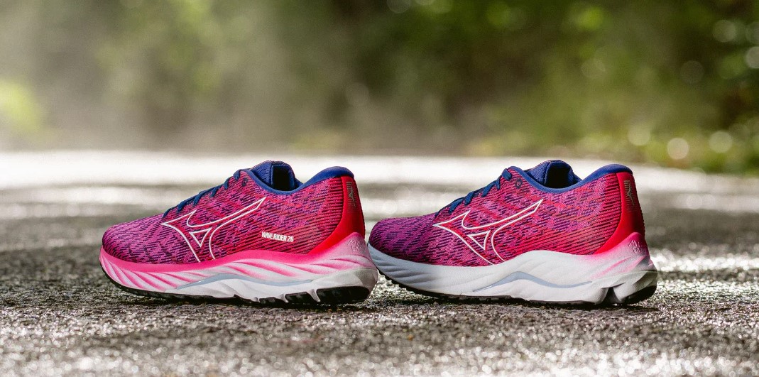 Mizuno Wave Rider 26 - Fit for Every Run? - Available at @upandrunning_UK - Read more: ow.ly/Lrr950MuQKN

#upandrunninguk #runningcommunity #running #runningmotivation #itsinnottingham #lovenotts #theexchangenottingham