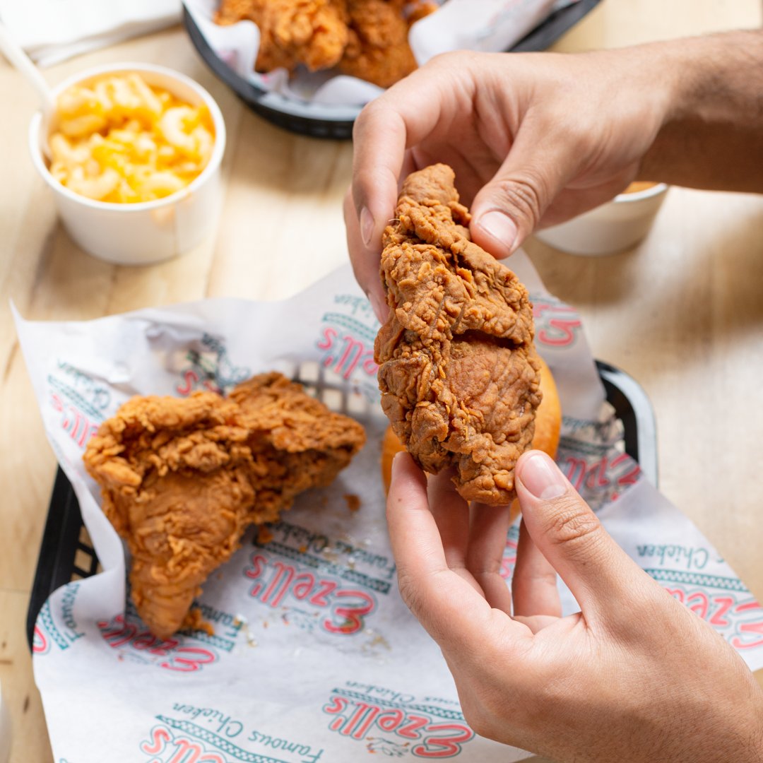 ezells_chicken tweet media