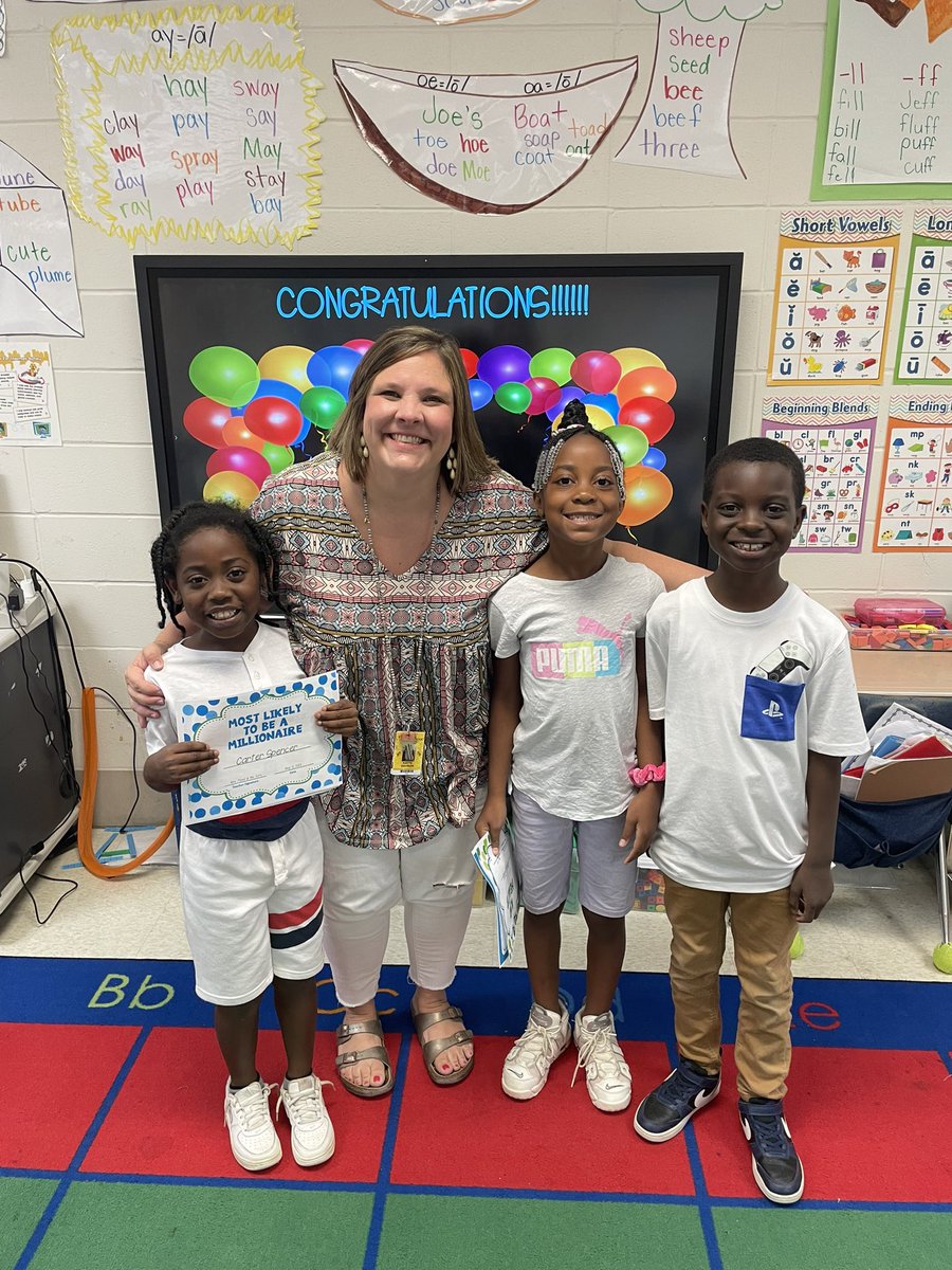 These 3 right here…
My 🖤💛🖤 
They will never know how much they taught me instead of me teaching them.