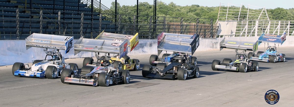 OswegoSpeedway's tweet photo. #NewCoverImage Round 1 of the @ISMAsupers @msssupers Winged Super Challenge presented by Holiday Inn Express &amp; Suites of Oswego and Billy Whittaker Cars &amp; Trux  is this Saturday, June 3! 🏁

📷 Bob Clark https://t.co/0LuHZIqH7r