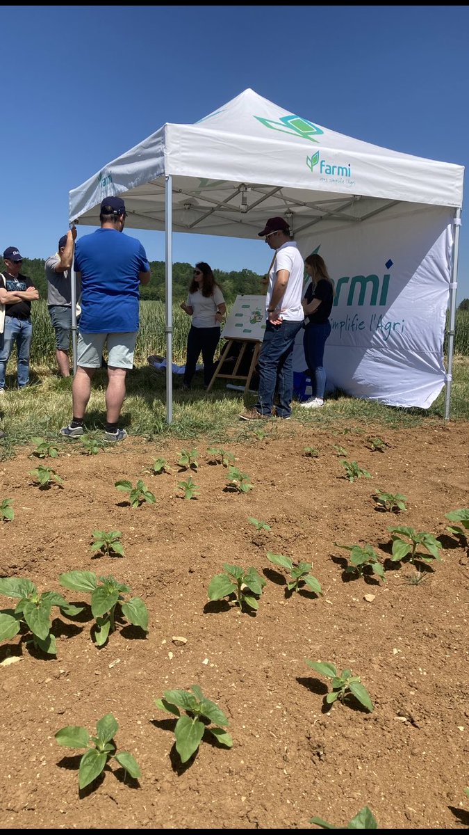 OlivierCOSTE2's tweet photo. Dans #VisMaVieDeArc et hier après St Valérien #CeuxQuiFontLesEssais.
Nous étions avec le #Complice,mais aussi @AntoineDeZutter et le service #ACI,chez les #Agricultures du Sud #Bourgogne pour échanger.
#OAD #Colza #Orge #Blé #BasGES #Farmi #Marché #BeApi #Filière🌾
#Responsable🍺 https://t.co/DvCmXpQD3a