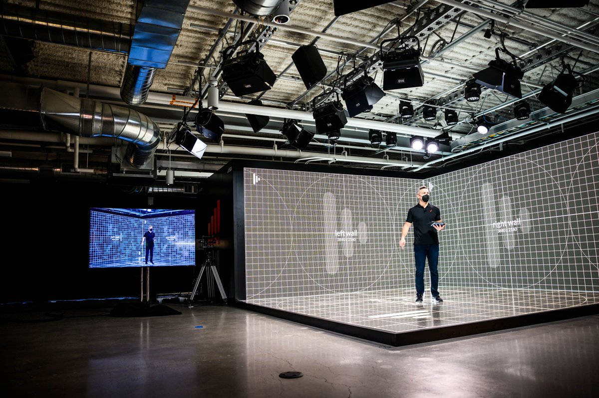 Who is in Los Angeles for #techweek #a16z  June 8?

Check out the Verizon 5G innovation Lab Space for March 8 Techweek 'Art Offifical Playground' event 4-7 PM

@ycombinator @Techstars @HustleFundVC