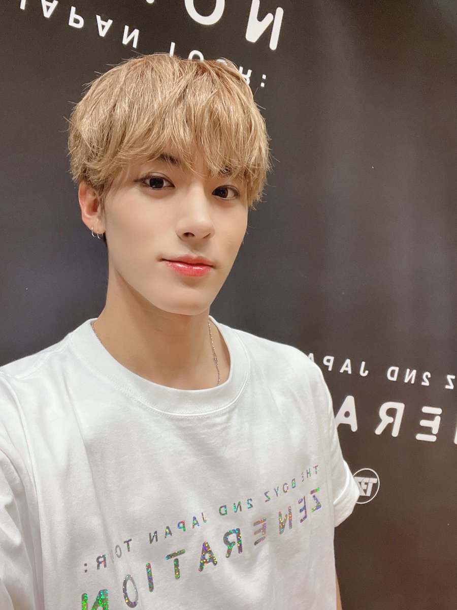 WE_THE_BOYZ's tweet photo. [에릭] Japan Tour <Niigata> ❤️‍🔥💪
Thank you :) https://t.co/Rj2gb2tJwc
