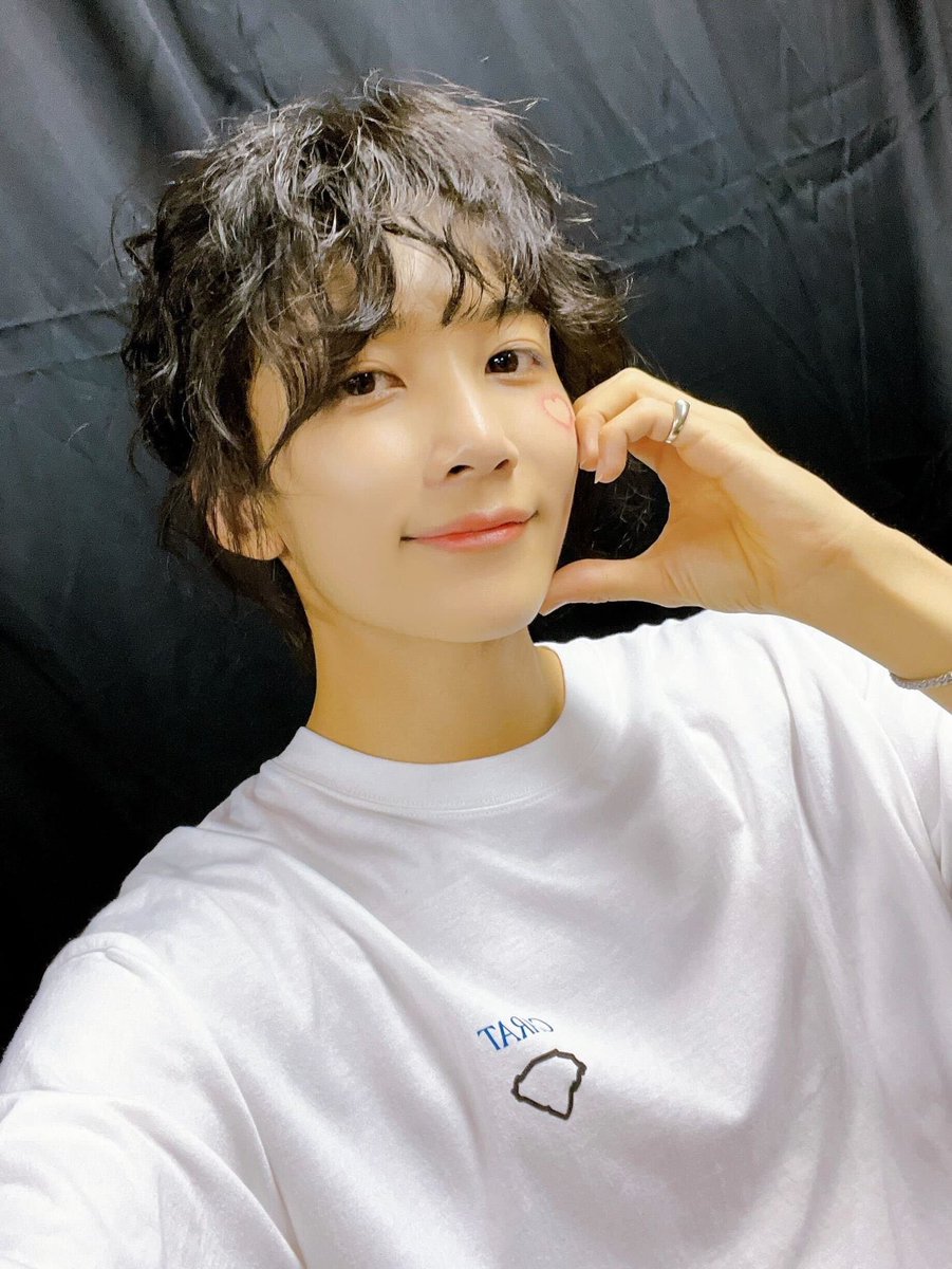hime1004_'s tweet photo. thank you May for giving me so many unforgettable memories🥹 for giving me these legendary jeonghan's hairsyle🥹🥹🥹🥹💖 I felt blessed😭 https://t.co/I0zL4MOxzY