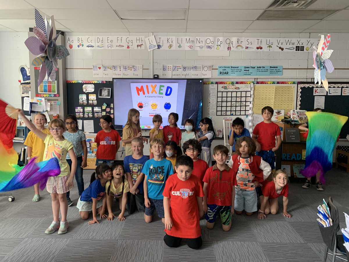 Mrs_Stevens2's tweet photo. Ss made the book Mixed come alive in a play for fifth and first grade audiences @TroyUnion https://t.co/6M1fzeAQy9