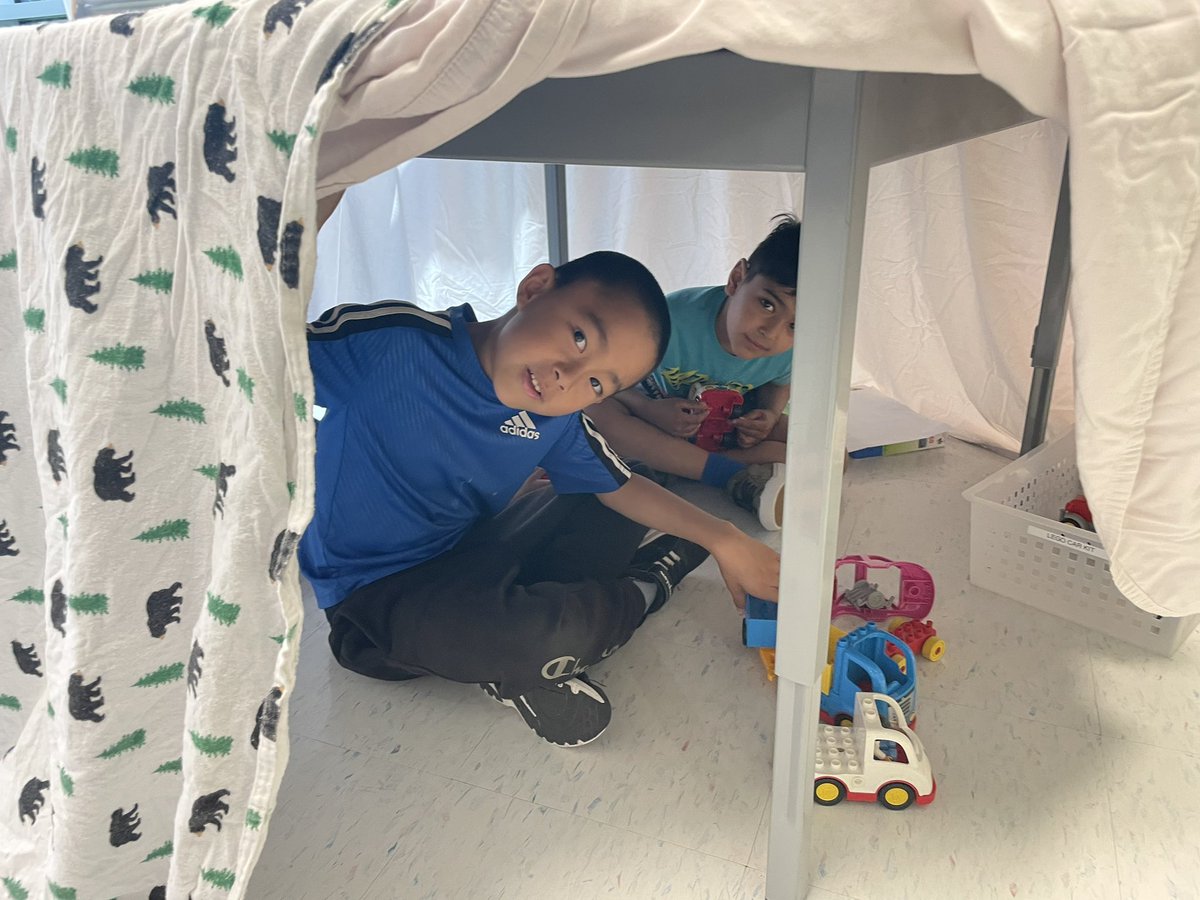 Laura Bennett (@mrs_bennettkhps) on Twitter photo F is for Fort! We worked with the Cardinal class to make forts with bedsheets. #buildingcommunity #Alphabet <a href="/KanataHighlands/">KanataHighlands</a> <a href="/IshratH09685869/">Ishrat Hussain</a> F is for Fort! We worked with the Cardinal class to make forts with bedsheets. #buildingcommunity #Alphabet <a href="/KanataHighlands/">KanataHighlands</a> <a href="/IshratH09685869/">Ishrat Hussain</a>