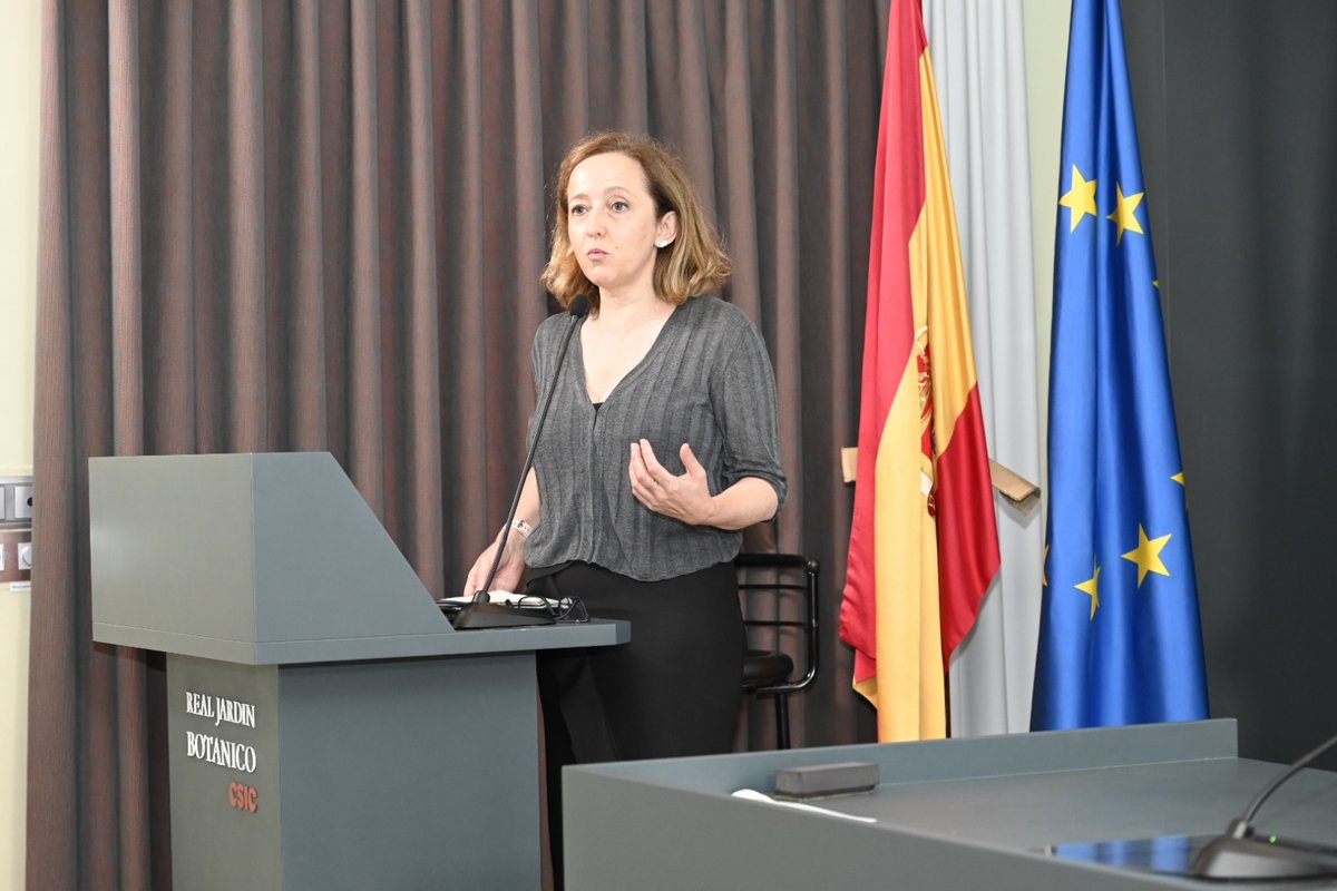 CSIC's tweet photo. El CSIC ha celebrado hoy una jornada de colaboración científica en seguridad y defensa para resolver retos complejos con alto impacto científico y social.
Ha abordado sectores como la ciberseguridad, la teledetección y los riesgos biológicos.
▶️ https://t.co/s50oF0dmCl https://t.co/4sAegKaQWa