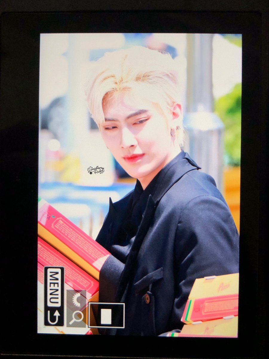 ☀️
#리키 #RICKY #ZEROBASEONE