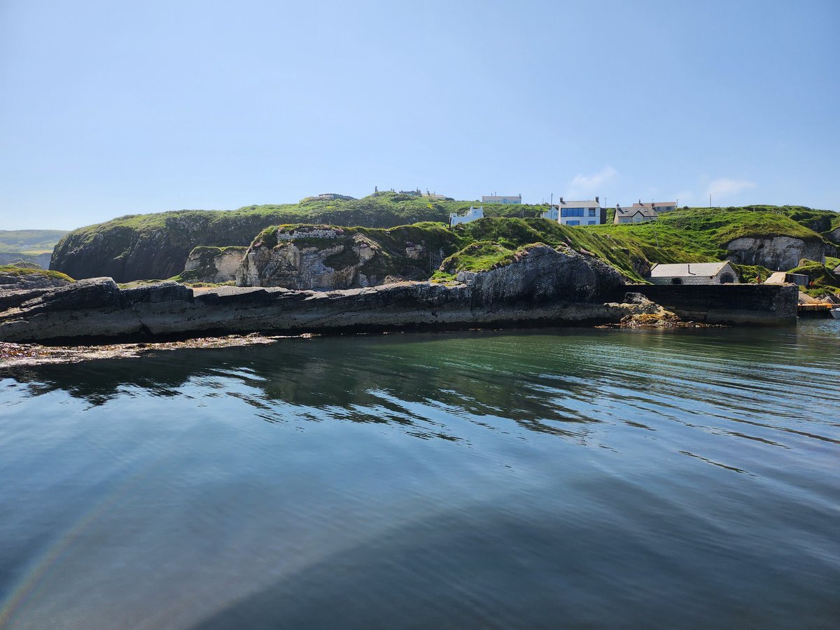 Ballintoy Harbour @WeatherCee @angie_weather @barrabest @geoff_maskell @Rita_utv @WeatherAisling @Louise_utv @LoveBallymena @LoveBallycastle @Ballycastle_NI @VisitCauseway @deric_tv @DiscoverNI