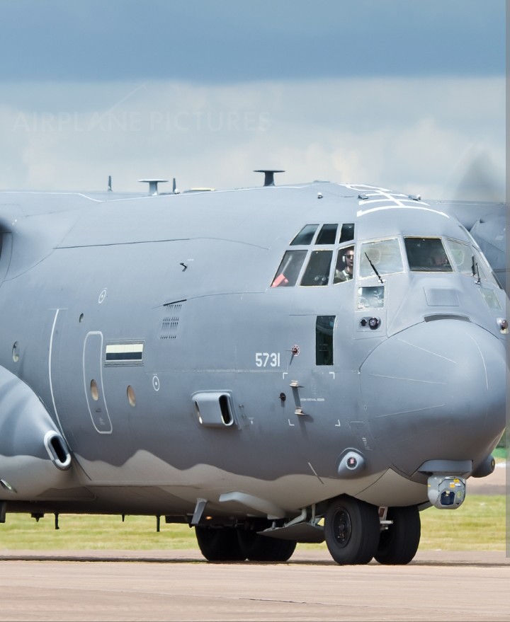 Oceanworldfree's tweet photo. 🇺🇲USAF 352SOW 67SOS 11-5731 #AE4E19
#KoreaStrait
Lockheed Martin MC-130J Commando II
#MC130 #C130H #MC130J #AC130 #AC130J https://t.co/ejdp955c4t