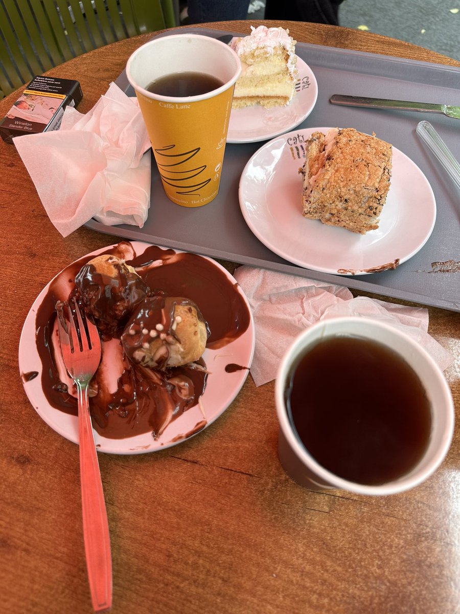 Aynen canım ben de çayı şekersiz içiyorum