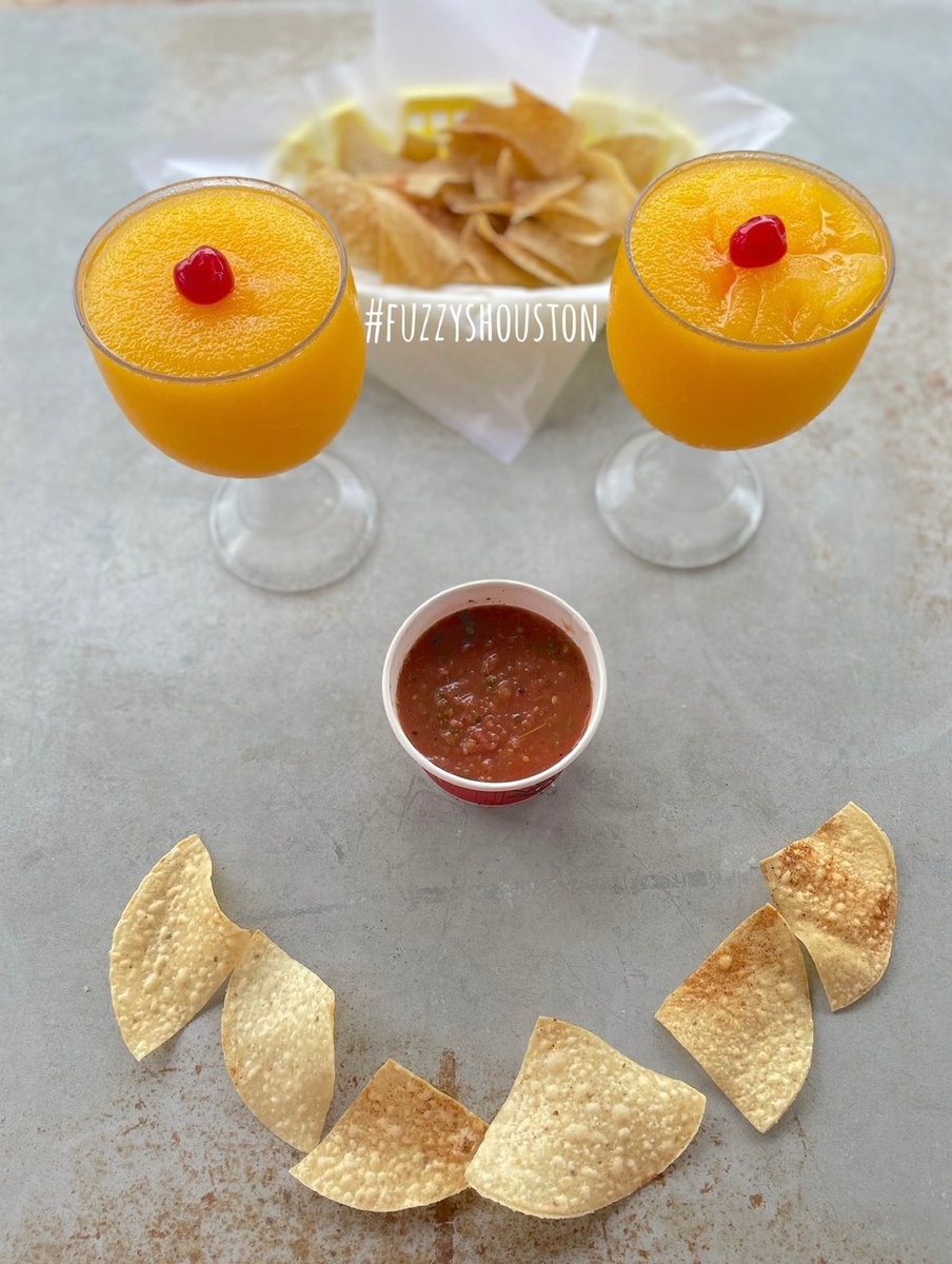 Fuzzys_Houston's tweet photo. Enjoy your hump day the right way with Happy Hour that lasts the whole day through 🤗

$1 off Frozen Margaritas, Frozen Jack &amp; Coke and Fuzzy Driver⠀
$1 off ALL draft beers⠀
$3 Well drinks⠀
$2 Chips &amp; Salsa https://t.co/EGdn8l5dtS