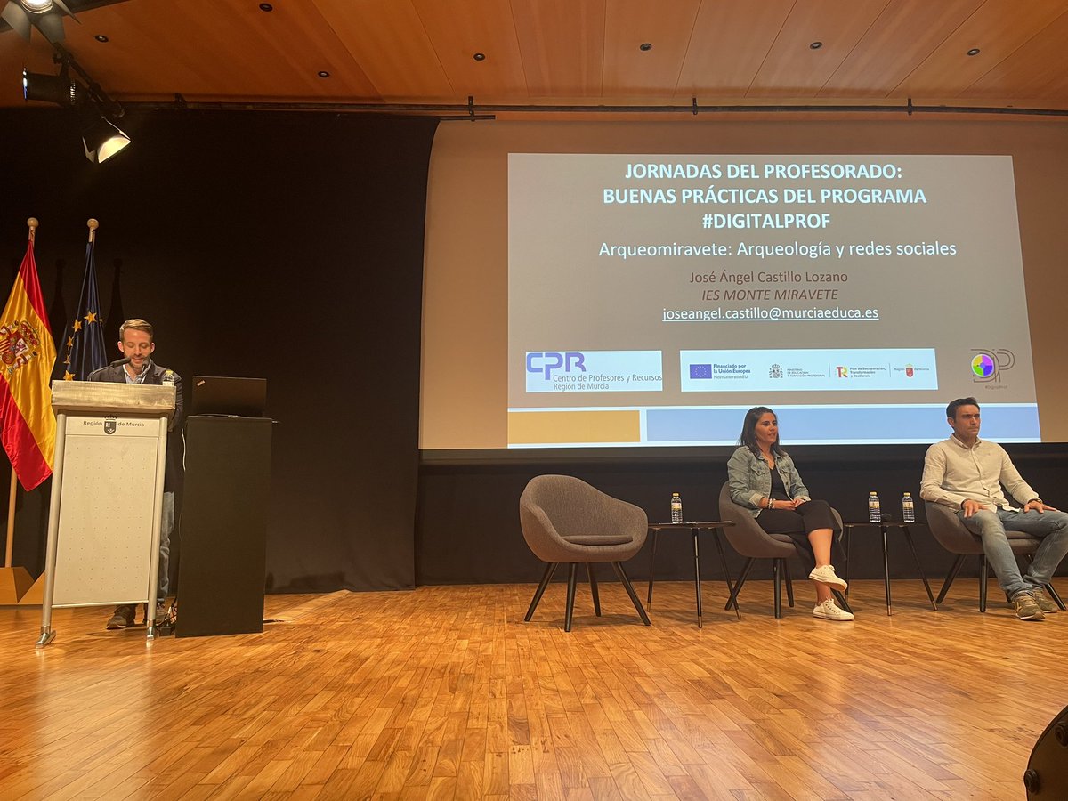 DigitalProf_RM's tweet photo. “Arqueomiravete” IES Monte Miravete. Área 6 #MRCDD en las #jornadasDigitalProf @Educarm @CPRRegionMurcia https://t.co/bZhoQIsigO