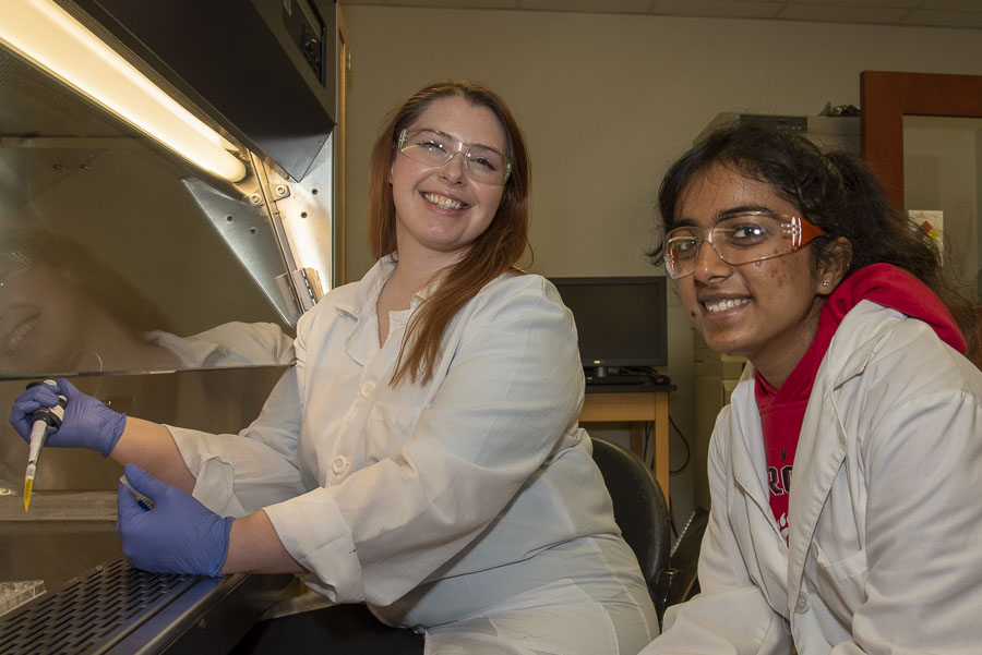 UCBlueAsh's tweet photo. It’s a great time to be a Bearcat at UC Blue Ash! Enjoy the advantages of low tuition and a small college campus along with all the resources of a world-class university. Apply by July 1 to enroll for the Fall 2023 Semester. @uofcincy #UCBA https://t.co/cdOvXyNXVD