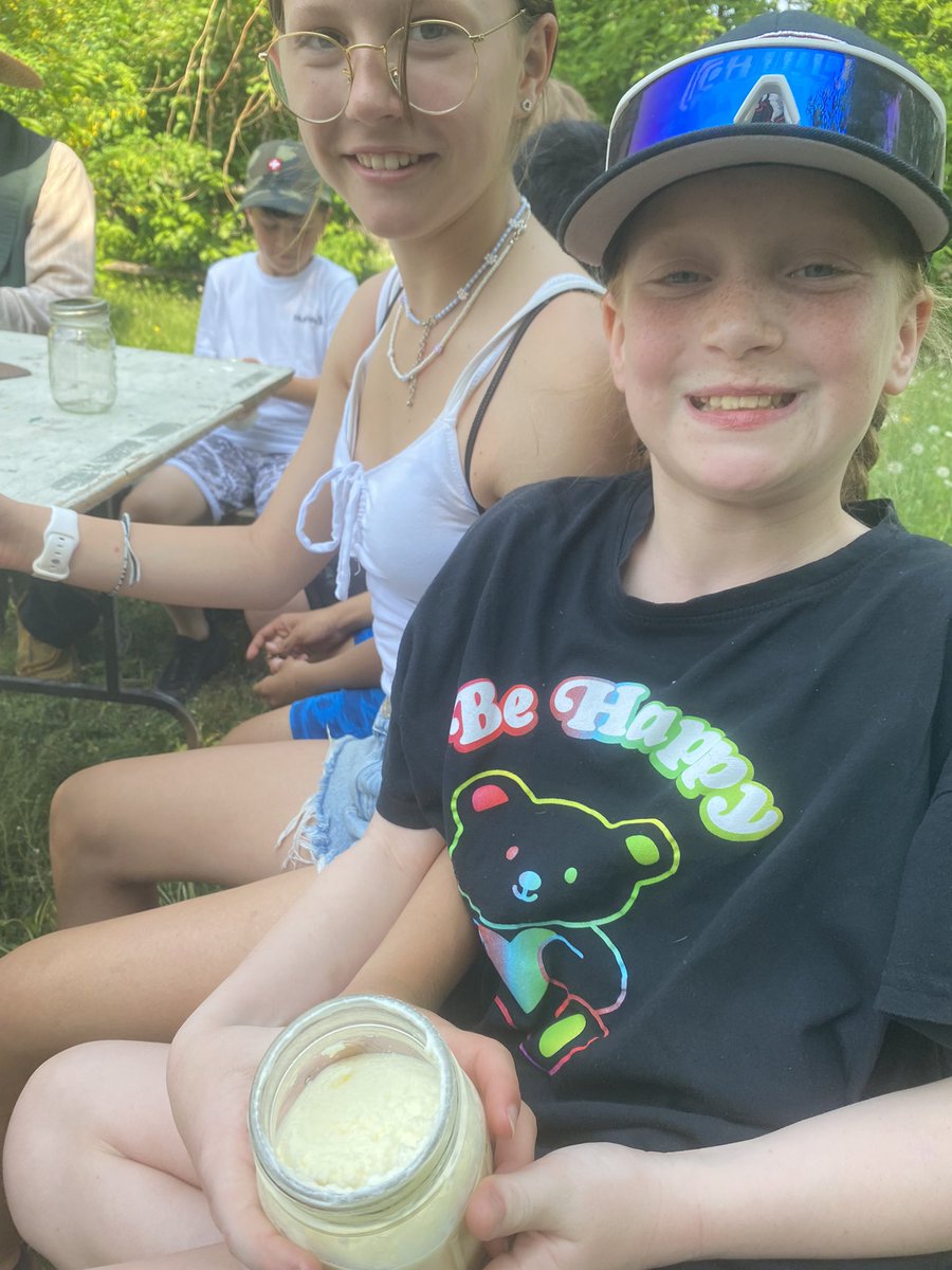 MrsCaitlinMunro's tweet photo. Grade 5/6 from @darwinLRSD  are at the Riel House National Historic Site. First stop is making butter! https://t.co/xRuS124u61