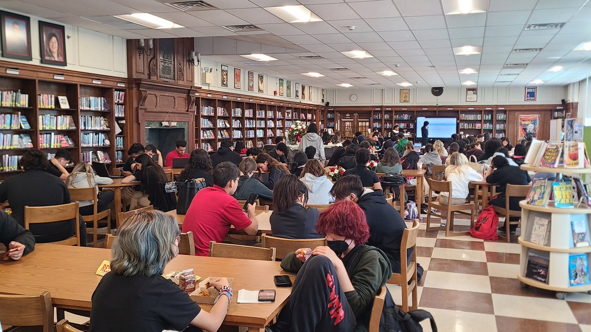 KHS_MediaCenter's tweet photo. Mock Trial Day Two https://t.co/pQLFSRY9e5