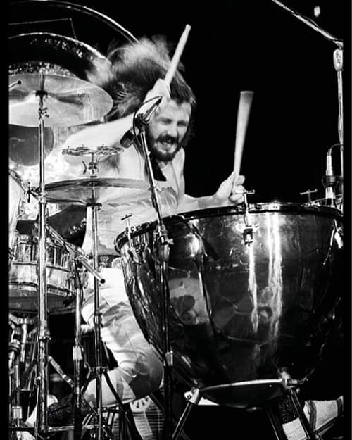 JOHN BONHAM
(Born May 31, 1948)

Happy birthday, you beautiful madman.        